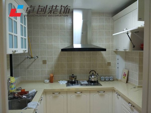 簡歐廚房裝修設計圖-卓創裝飾